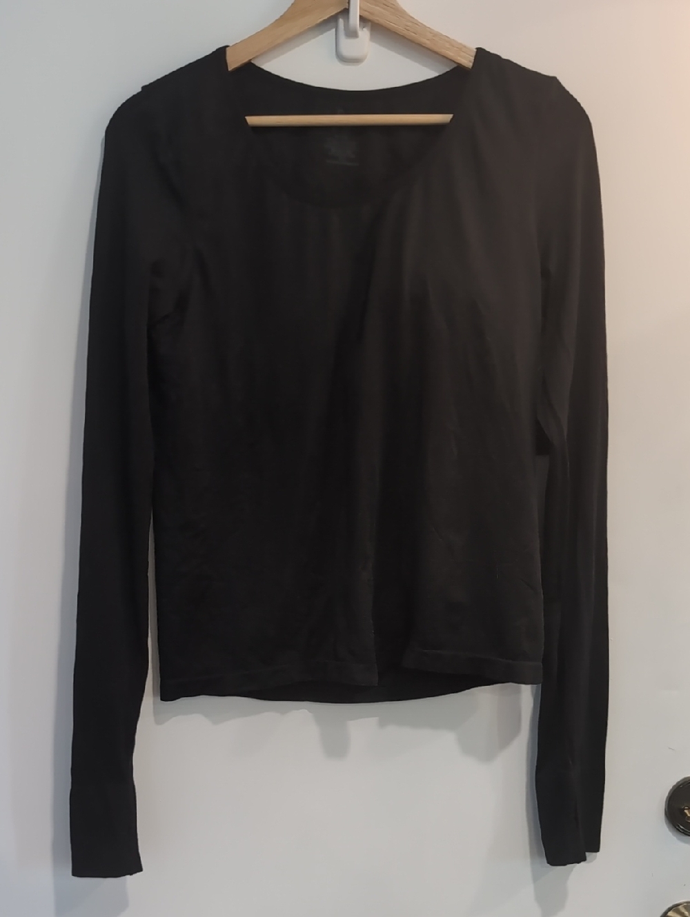 Phat Buddha New Women's Black Long-Sleeve Performance Top Built In Bra Size M/L